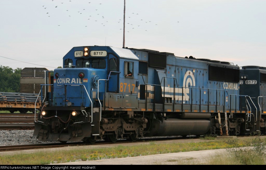 CSX 8717 leads two leasers